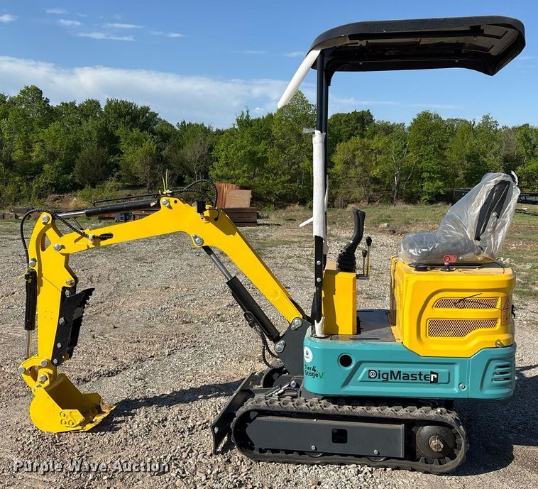 image for item OB9646 2024 Dig Master DM100 mini excavator