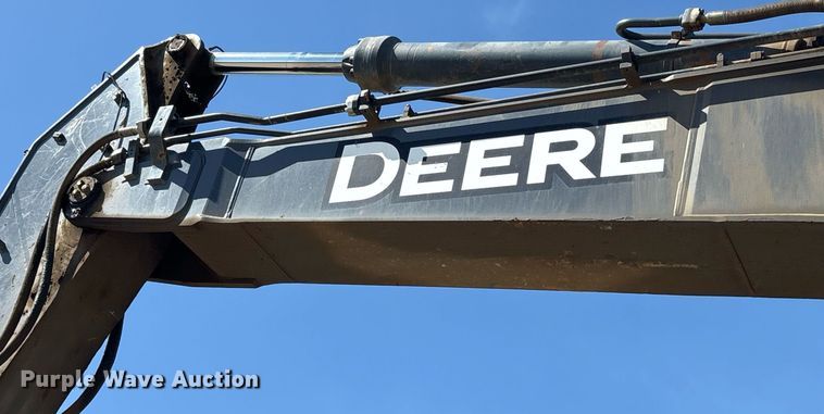 image for item OB9648 2016 John Deere 470G LC excavator