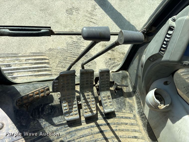 image for item OB9648 2016 John Deere 470G LC excavator