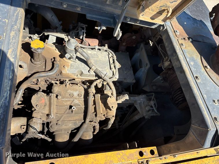 image for item OB9648 2016 John Deere 470G LC excavator