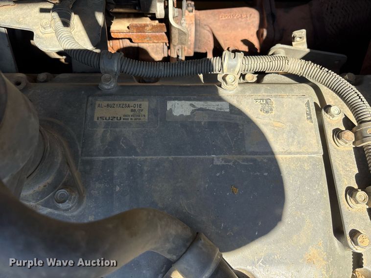 image for item OB9648 2016 John Deere 470G LC excavator