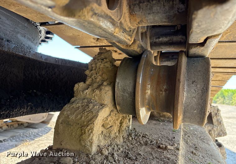 image for item OB9648 2016 John Deere 470G LC excavator