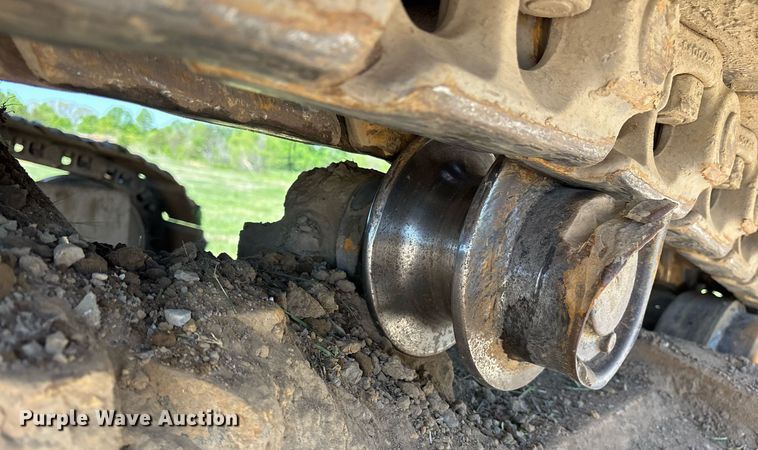 image for item OB9648 2016 John Deere 470G LC excavator