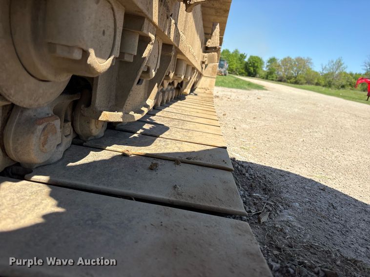 image for item OB9648 2016 John Deere 470G LC excavator