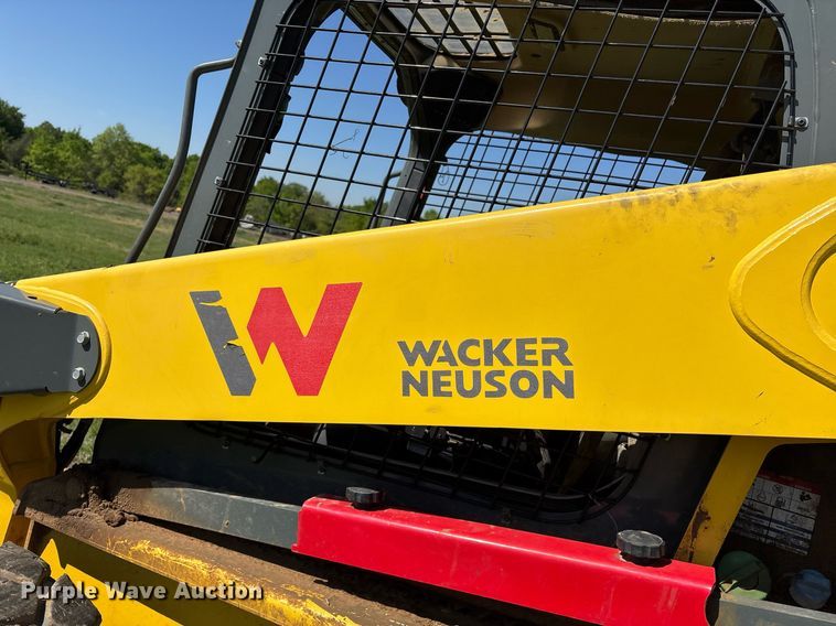 image for item OB9649 2021 Wacker Neuson SW32 skid steer loader