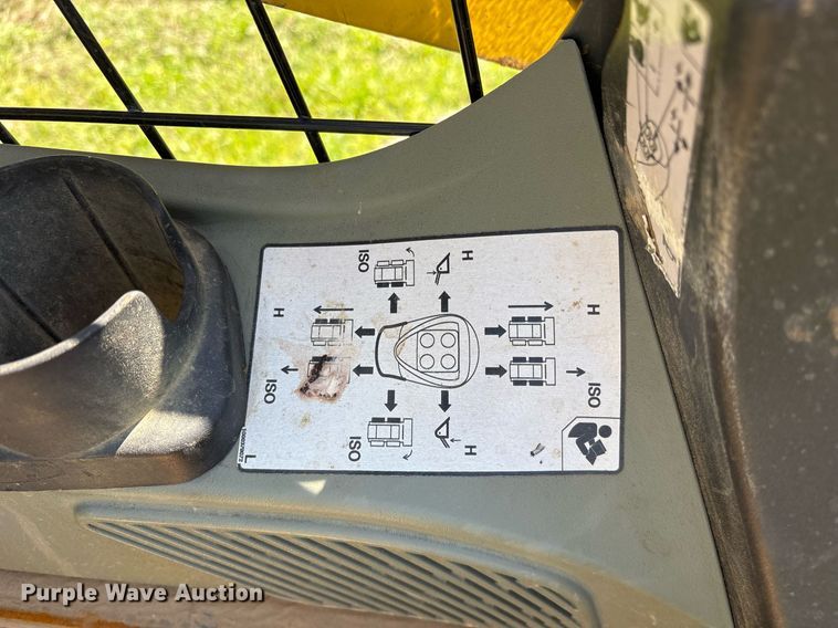 image for item OB9649 2021 Wacker Neuson SW32 skid steer loader