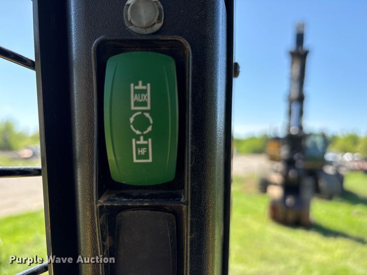 image for item OB9649 2021 Wacker Neuson SW32 skid steer loader