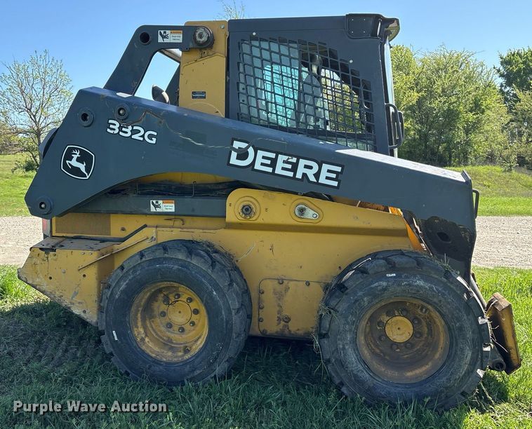 image for item OB9650 2016 John Deere 332G skid steer loader