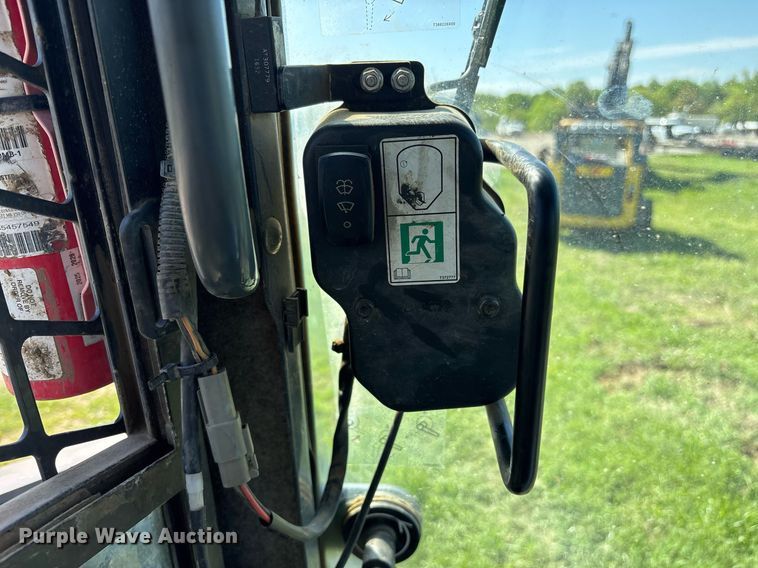 image for item OB9650 2016 John Deere 332G skid steer loader