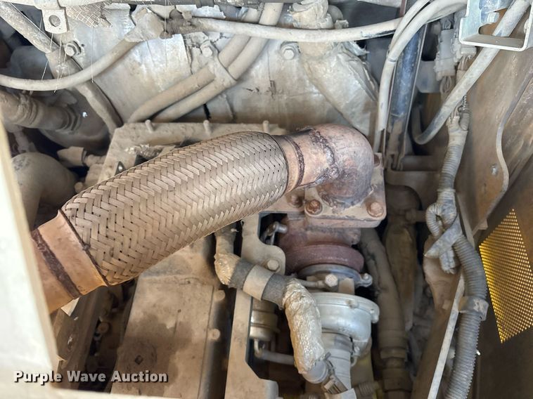 image for item OB9650 2016 John Deere 332G skid steer loader