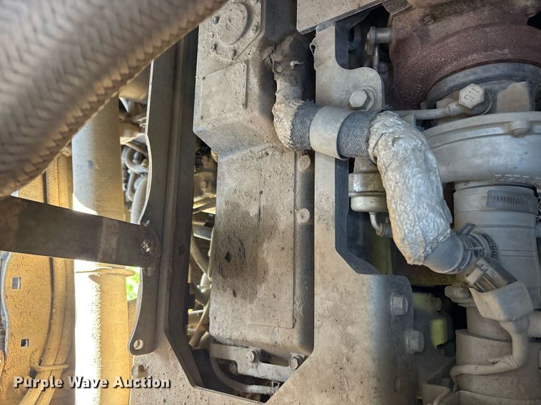 image for item OB9650 2016 John Deere 332G skid steer loader