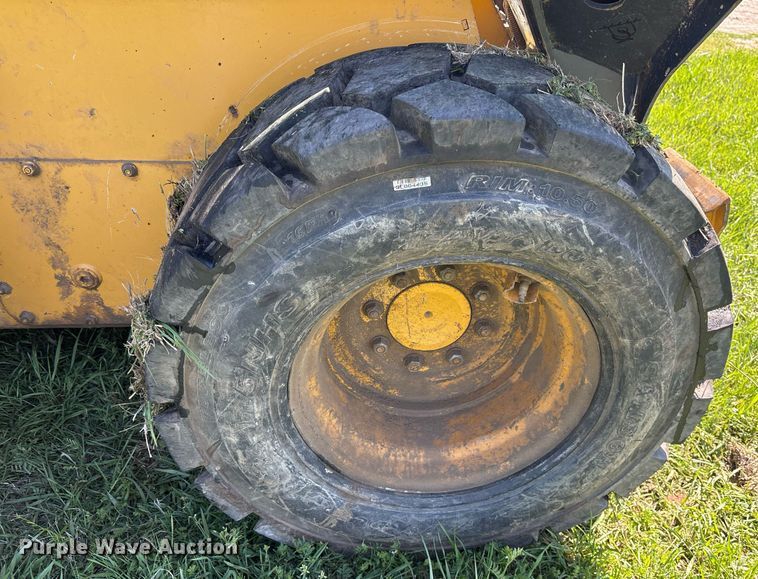 image for item OB9650 2016 John Deere 332G skid steer loader