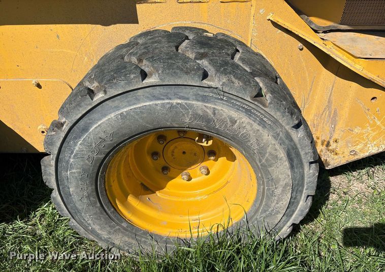 image for item OB9650 2016 John Deere 332G skid steer loader