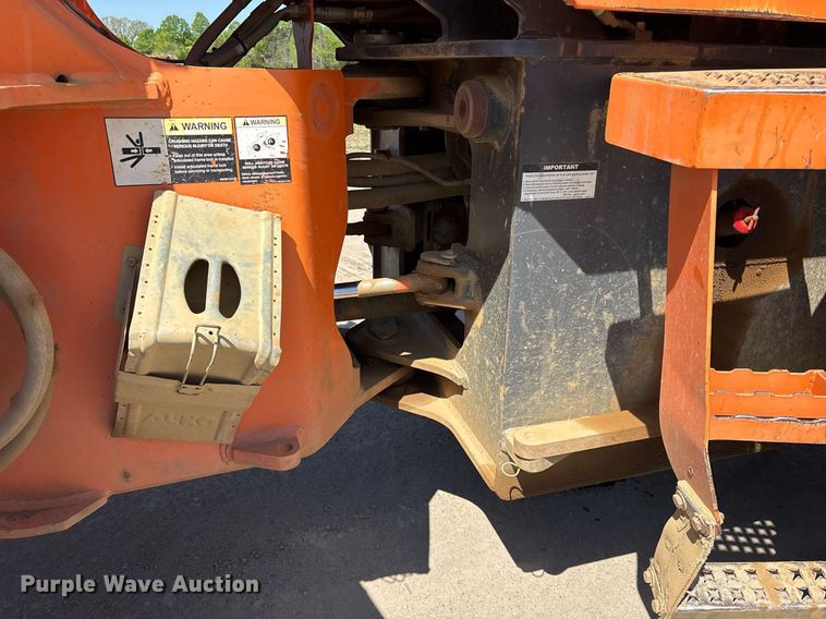 image for item OB9651 Doosan DL200-3 wheel loader