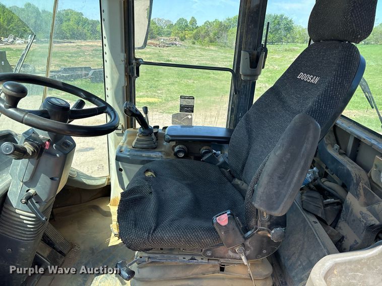 image for item OB9651 Doosan DL200-3 wheel loader