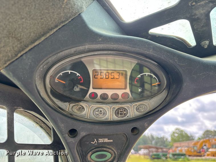 image for item OB9667 2019 Bobcat T650 tracked skid steer loader