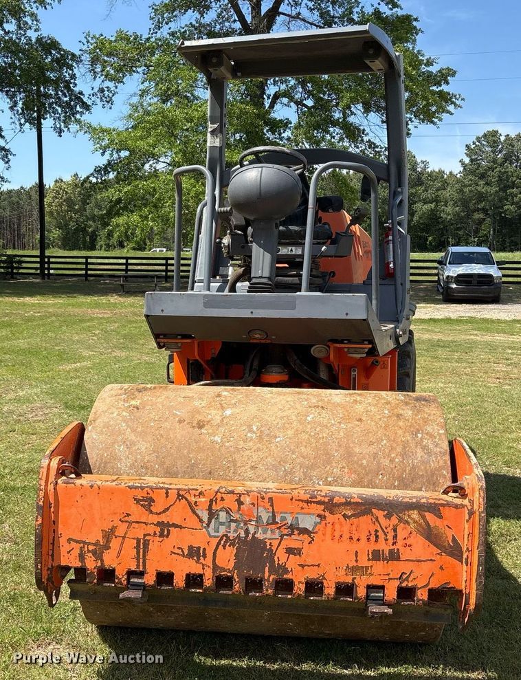 image for item OB9668 2012 Hamm 3205 single drum vibratory roller