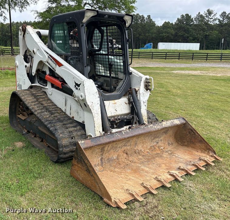 image for item OB9669 2018 Bobcat T650 tracked skid steer loader