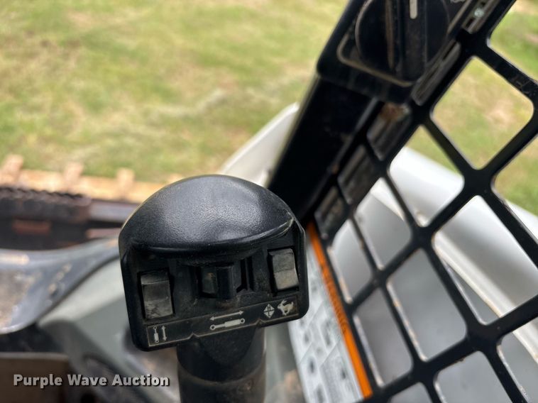 image for item OB9669 2018 Bobcat T650 tracked skid steer loader