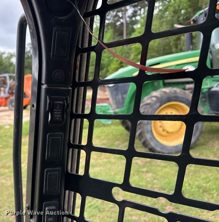 image for item OB9669 2018 Bobcat T650 tracked skid steer loader