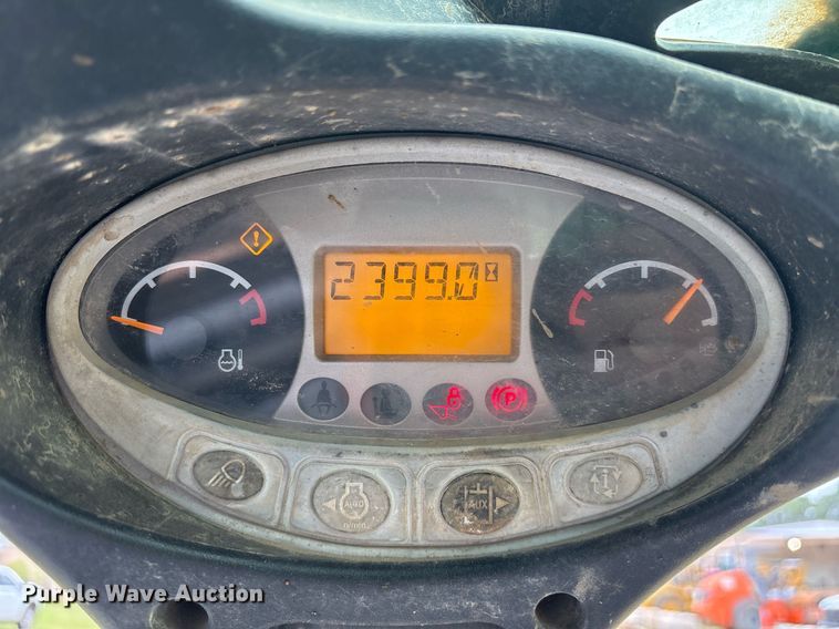 image for item OB9669 2018 Bobcat T650 tracked skid steer loader