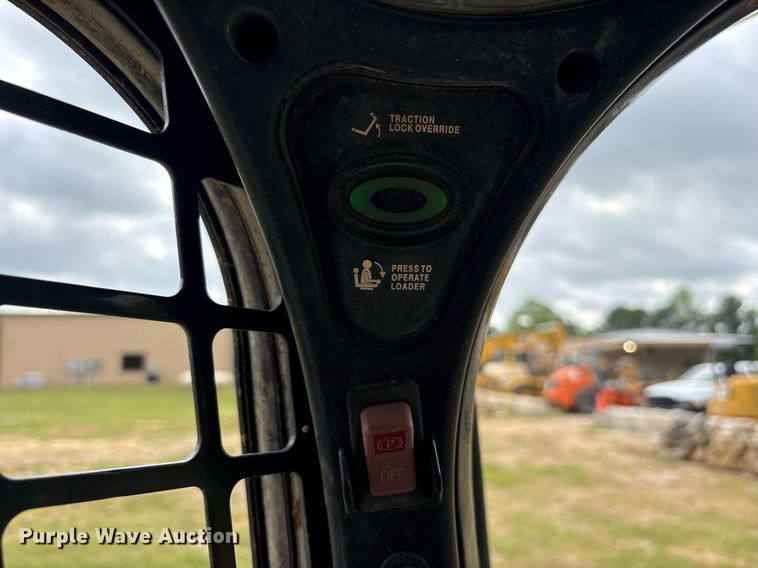 image for item OB9669 2018 Bobcat T650 tracked skid steer loader