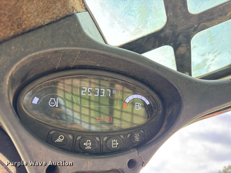 image for item OB9670 2019 Bobcat T650 tracked skid steer loader