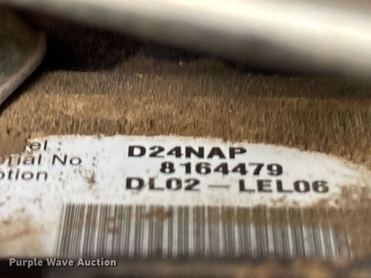 image for item OB9670 2019 Bobcat T650 tracked skid steer loader