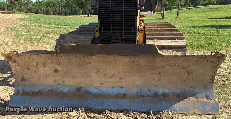 image for item OB9674 2006 John Deere 650J LGP dozer