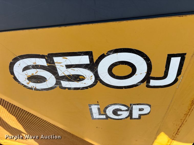 image for item OB9674 2006 John Deere 650J LGP dozer