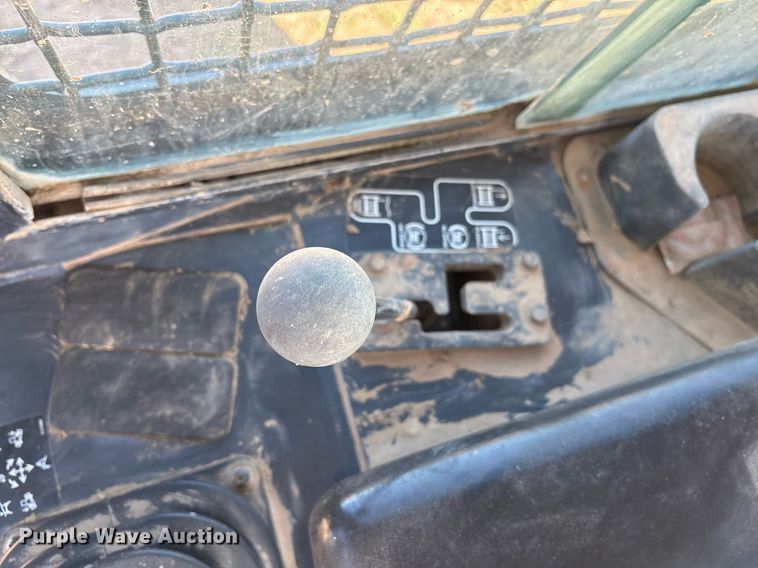 image for item OB9674 2006 John Deere 650J LGP dozer