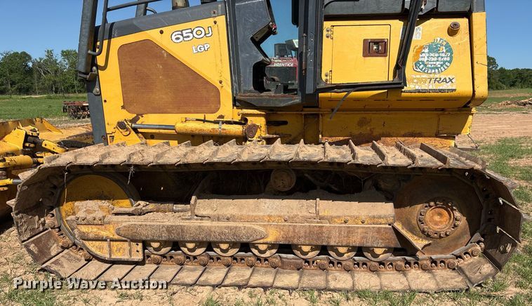 image for item OB9674 2006 John Deere 650J LGP dozer