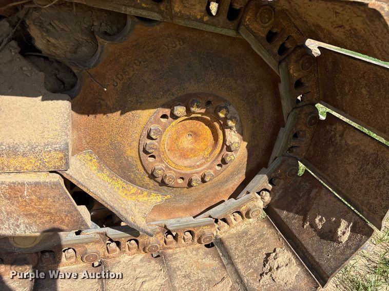 image for item OB9674 2006 John Deere 650J LGP dozer