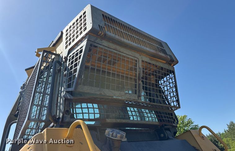 image for item OB9675 2006 John Deere 850J LGP dozer