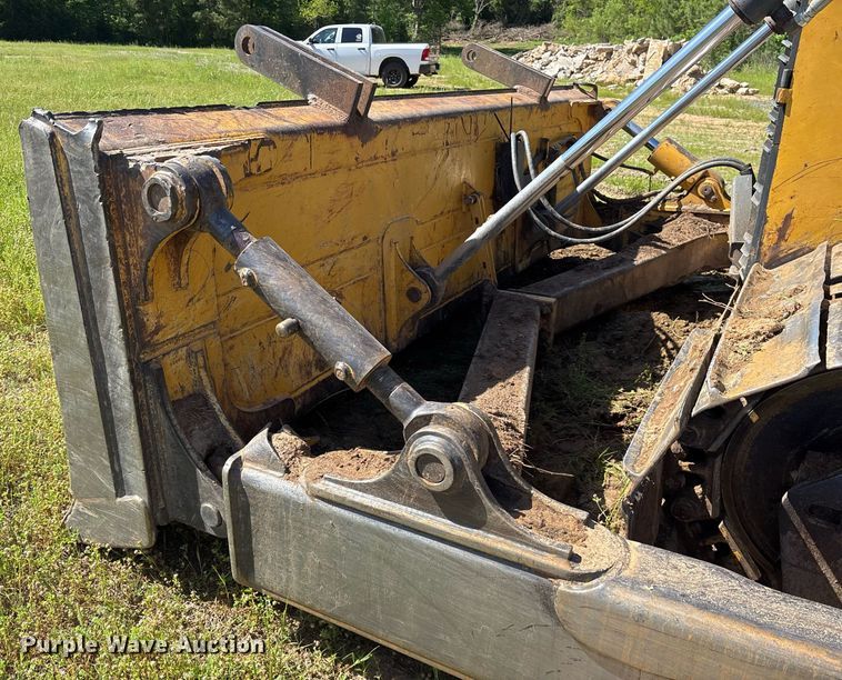 image for item OB9675 2006 John Deere 850J LGP dozer