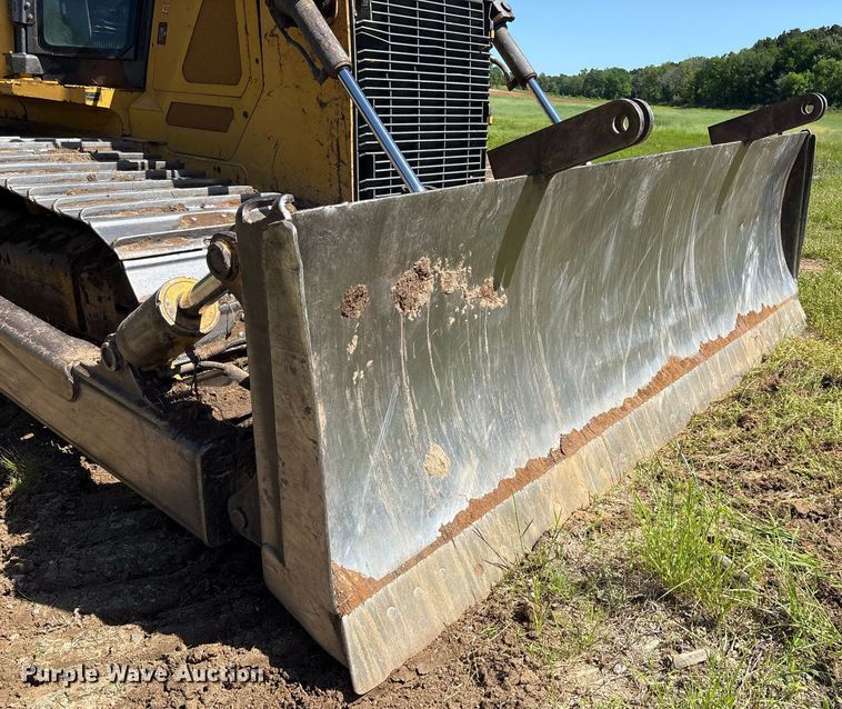 image for item OB9675 2006 John Deere 850J LGP dozer