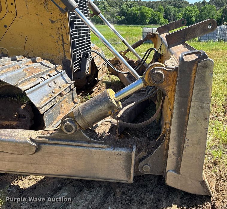 image for item OB9675 2006 John Deere 850J LGP dozer