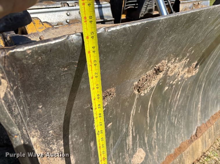 image for item OB9675 2006 John Deere 850J LGP dozer