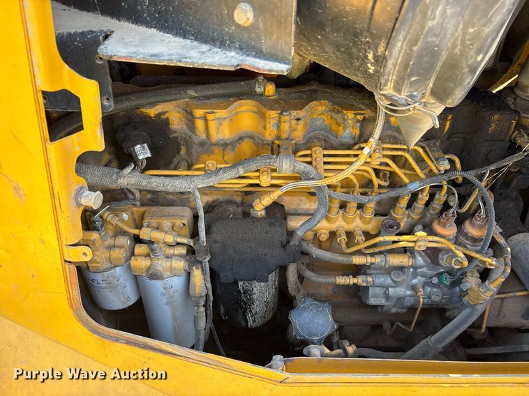 image for item OB9675 2006 John Deere 850J LGP dozer