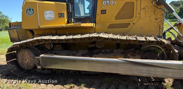 image for item OB9675 2006 John Deere 850J LGP dozer