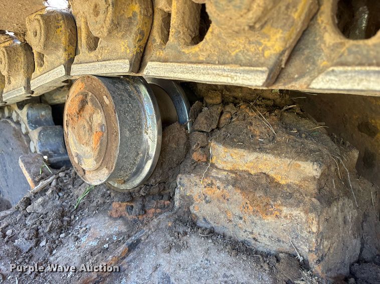 image for item OB9675 2006 John Deere 850J LGP dozer