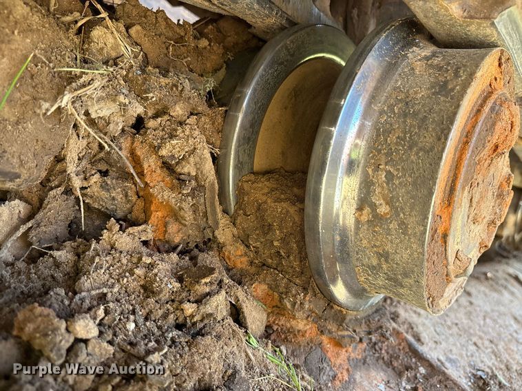 image for item OB9675 2006 John Deere 850J LGP dozer