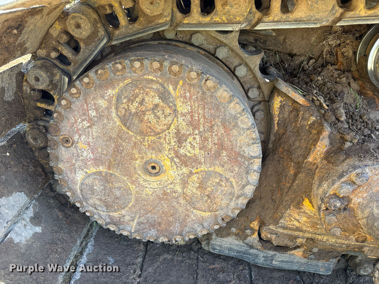 image for item OB9675 2006 John Deere 850J LGP dozer