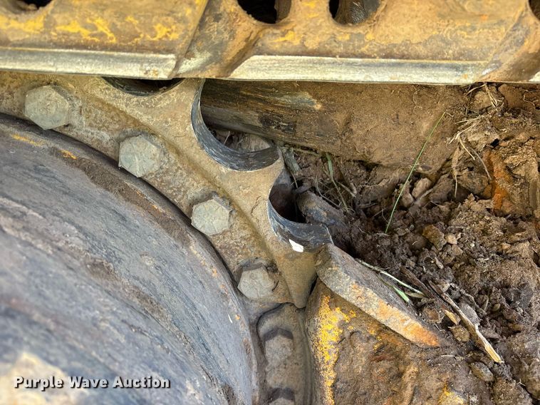 image for item OB9675 2006 John Deere 850J LGP dozer