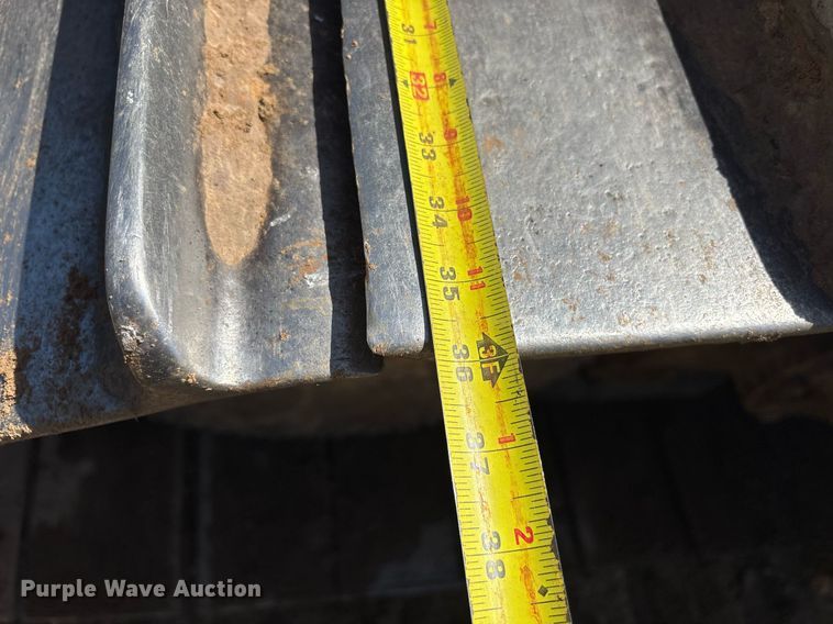 image for item OB9675 2006 John Deere 850J LGP dozer