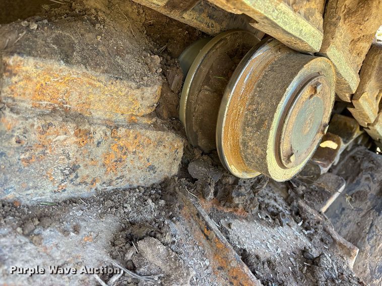 image for item OB9675 2006 John Deere 850J LGP dozer