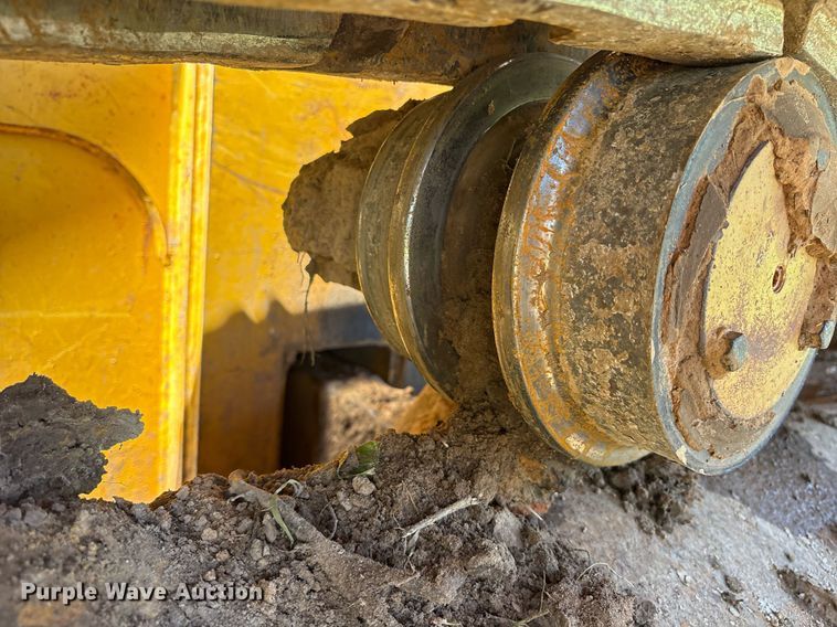 image for item OB9675 2006 John Deere 850J LGP dozer