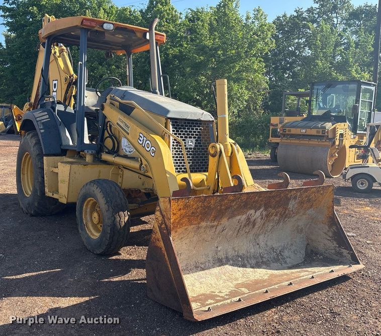 image for item OB9676 2005 John Deere 310G backhoe