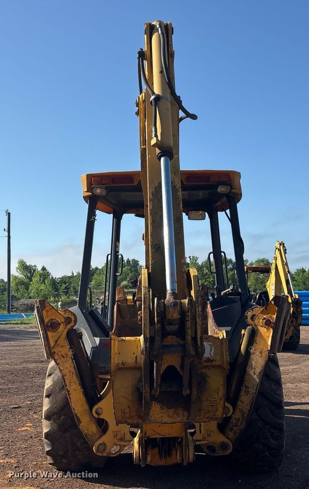 image for item OB9676 2005 John Deere 310G backhoe