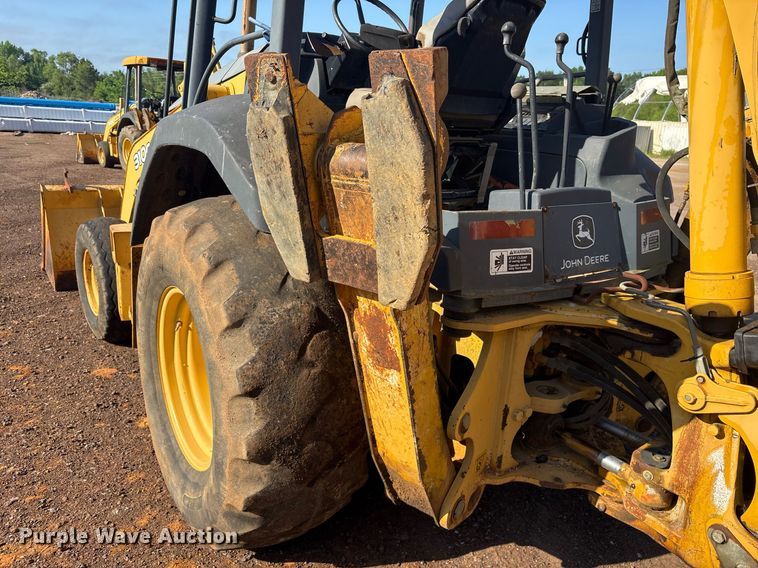 image for item OB9676 2005 John Deere 310G backhoe